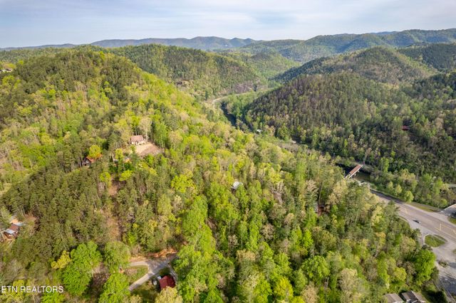 240 Mt. Luke Rd, Townsend, TN 37882
