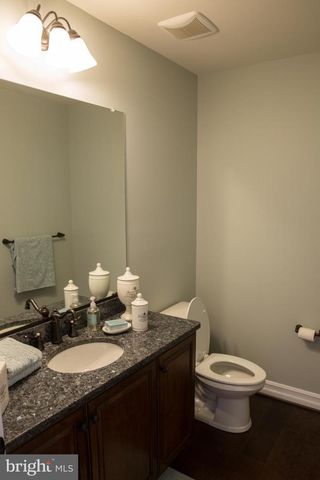 8046 FOREST GLEN DR, Pasadena, MD 21122