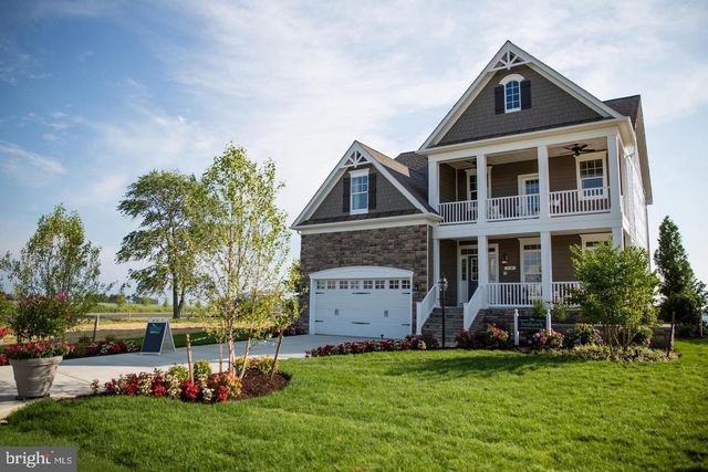 8046 FOREST GLEN DR, Pasadena, MD 21122