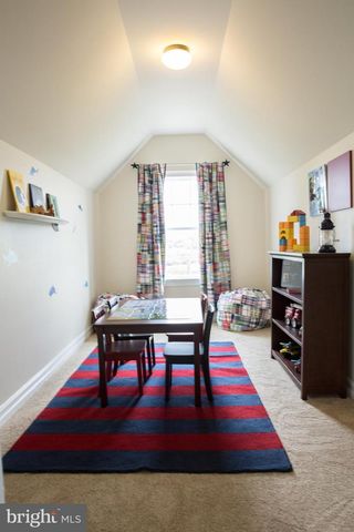 8046 FOREST GLEN DR, Pasadena, MD 21122