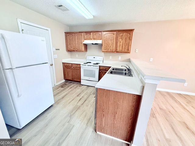 7234 April Court, Morrow, GA 30260