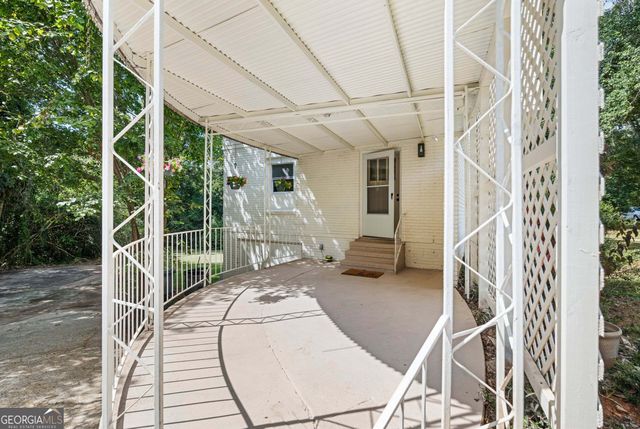 107 Ridgecrest Road, Lagrange, GA 30240