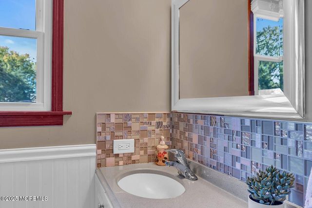 9 Cherry Hill Lane, Manalapan, NJ 07726