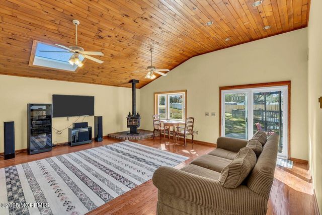 9 Cherry Hill Lane, Manalapan, NJ 07726