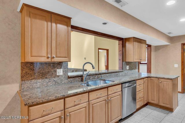 9 Cherry Hill Lane, Manalapan, NJ 07726