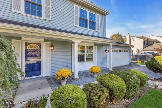 9 Cherry Hill Lane, Manalapan, NJ 07726