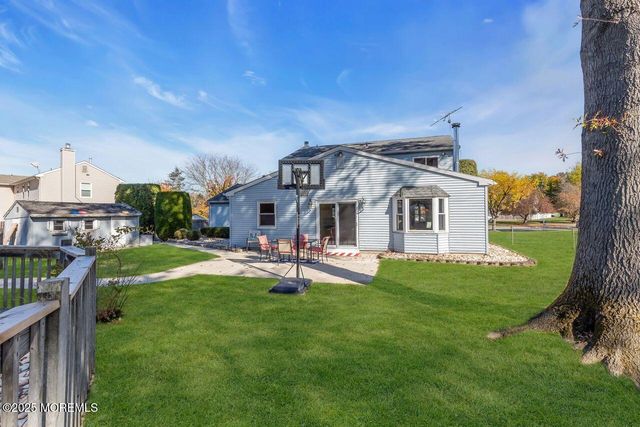 9 Cherry Hill Lane, Manalapan, NJ 07726