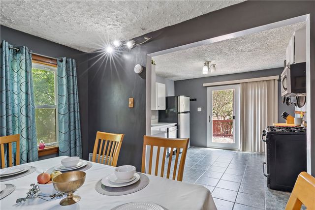 185 Ottawa Avenue, Warwick, RI 02889