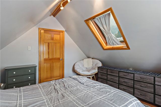 185 Ottawa Avenue, Warwick, RI 02889
