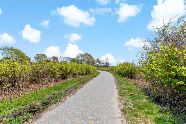 185 Ottawa Avenue, Warwick, RI 02889