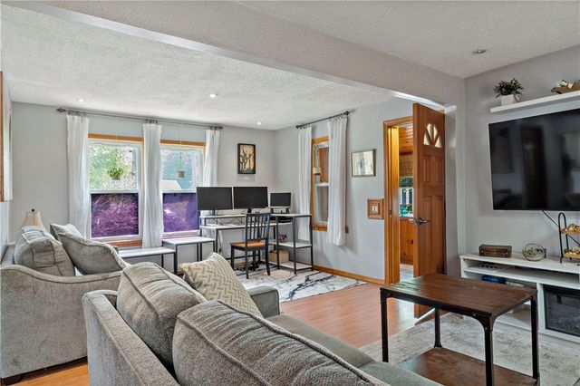 185 Ottawa Avenue, Warwick, RI 02889