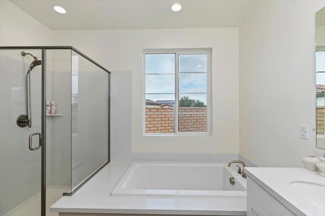 80442 Segovia View Way, La Quinta, CA 92253