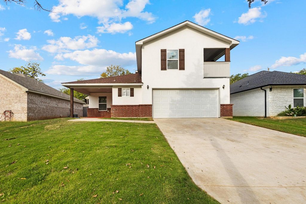 1009 N Barrett Avenue, Denison, TX 75020