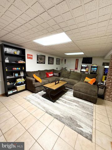 116 OLD MAPLE, Essex, MD 21221