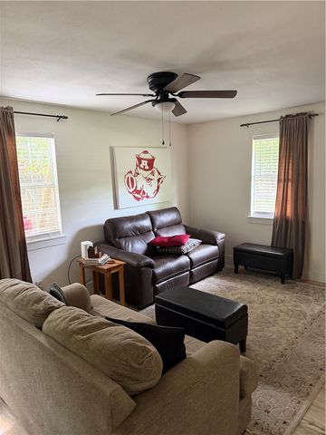 2405 Dogwood Place, Springdale, AR 72762
