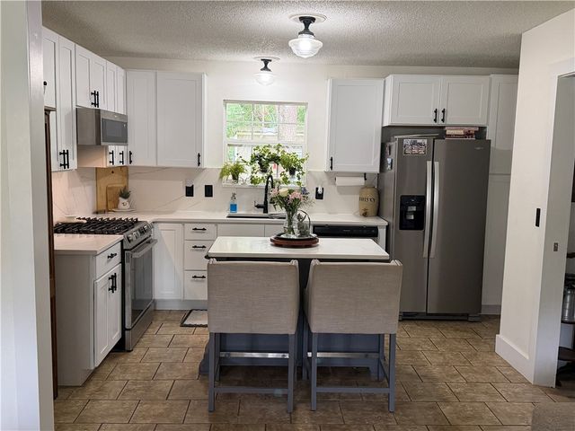 2405 Dogwood Place, Springdale, AR 72762