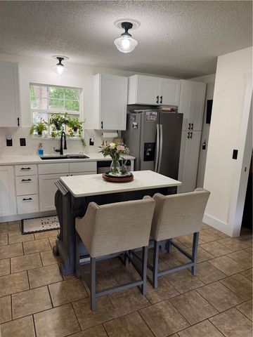 2405 Dogwood Place, Springdale, AR 72762
