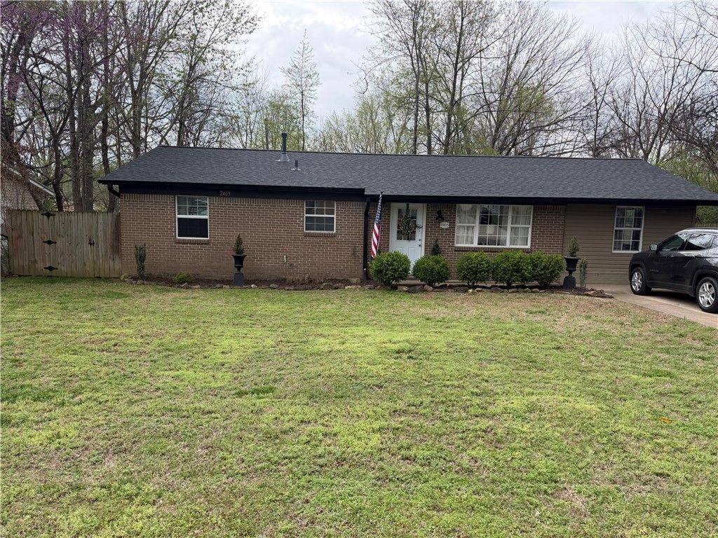 2405 Dogwood Place, Springdale, AR 72762