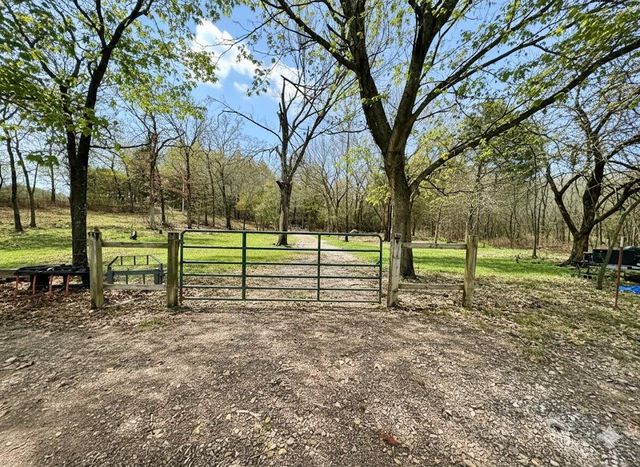 435562 E 1630th Road, Tuskahoma, OK 74574