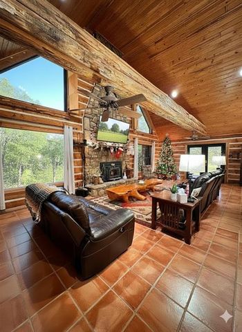 435562 E 1630th Road, Tuskahoma, OK 74574