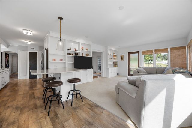 2241 Linden Drive SE, Cedar Rapids, IA 52403