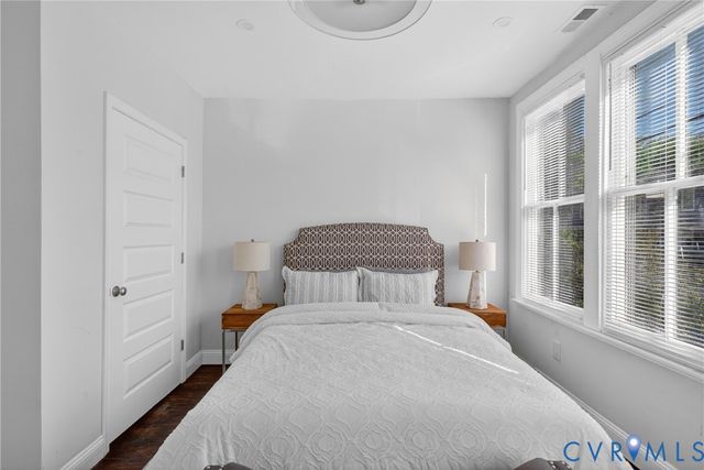 2610 E Clay St, Richmond, VA 23223