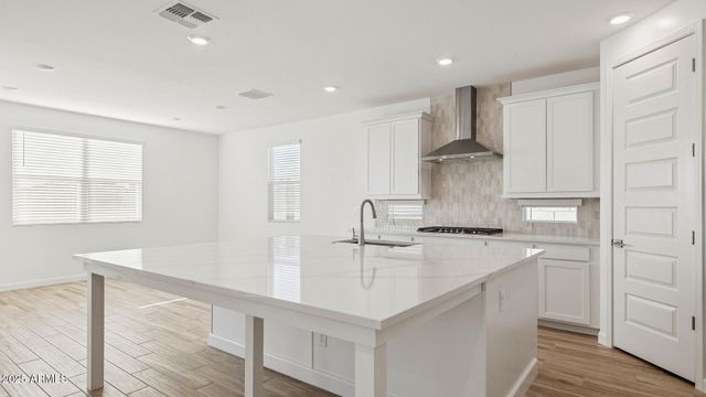 6925 W BUCKHORN Trail, Peoria, AZ 85383