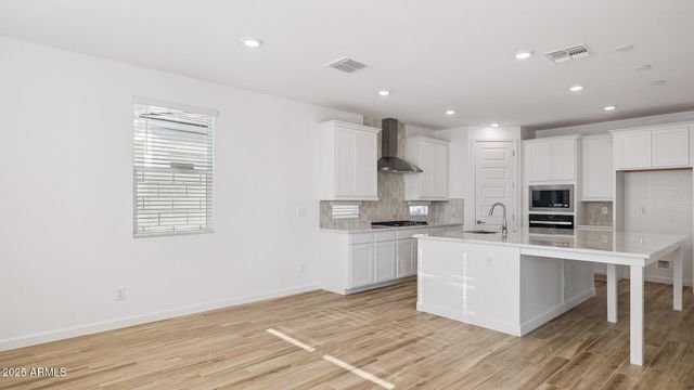 6925 W BUCKHORN Trail, Peoria, AZ 85383