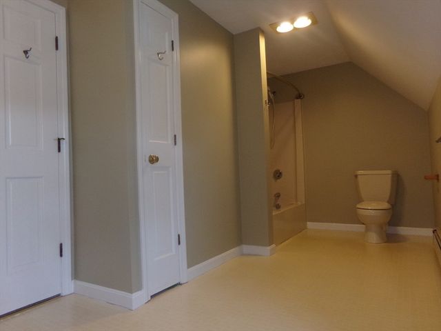 162 Middlesex Ave 1, Wilmington, MA 01887