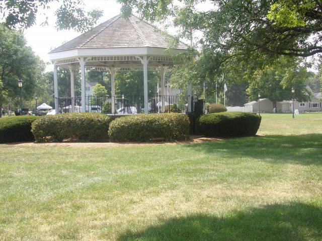 162 Middlesex Ave 1, Wilmington, MA 01887