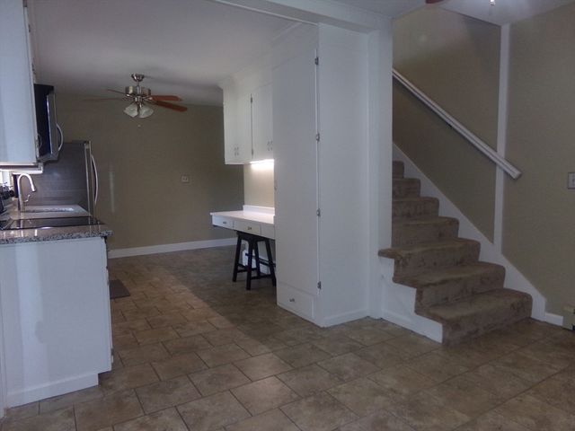 162 Middlesex Ave 1, Wilmington, MA 01887