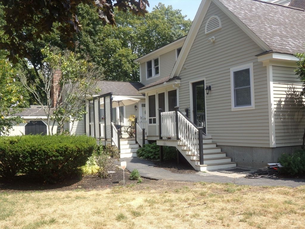 162 Middlesex Ave 1, Wilmington, MA 01887