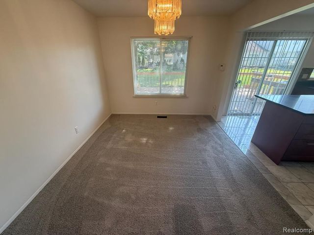 28144 Yorktown Road, Farmington, MI 48331