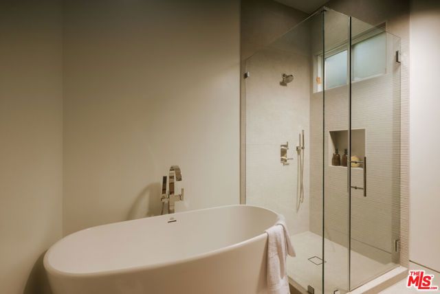 2878 Deep Canyon Drive, Beverly Hills, CA 90210