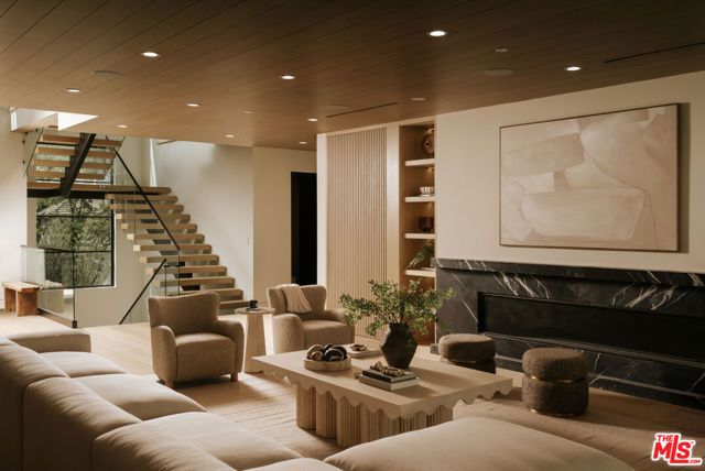 2878 Deep Canyon Drive, Beverly Hills, CA 90210