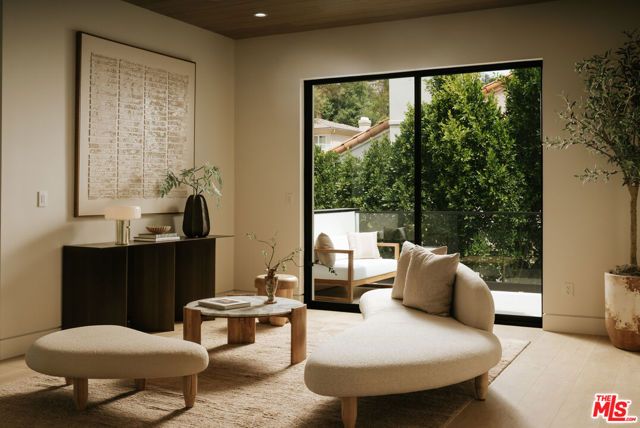 2878 Deep Canyon Drive, Beverly Hills, CA 90210