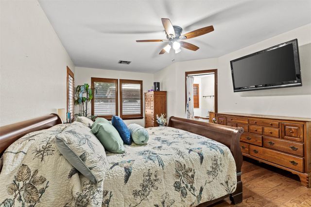 7513 Vol Walker DR, Austin, TX 78749