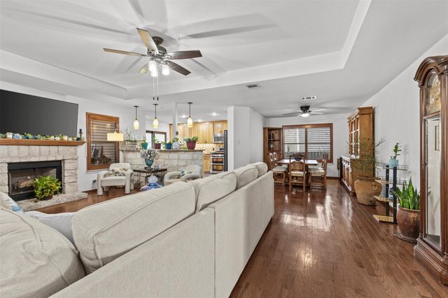 7513 Vol Walker DR, Austin, TX 78749