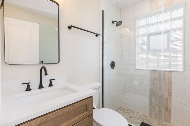 5526 N Nordica Avenue, Chicago, IL 60656