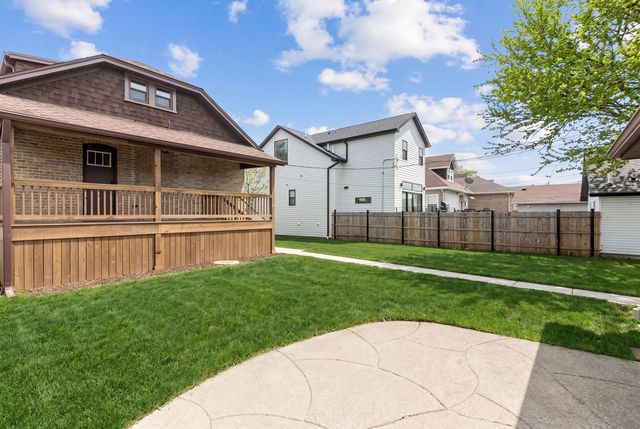 5526 N Nordica Avenue, Chicago, IL 60656