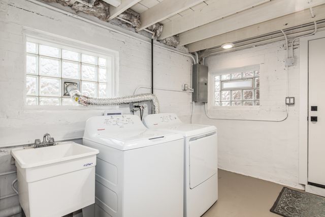 5526 N Nordica Avenue, Chicago, IL 60656