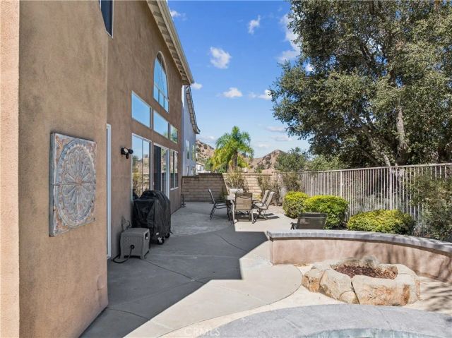 3215 Crystal Ridge Circle, Corona, CA 92882