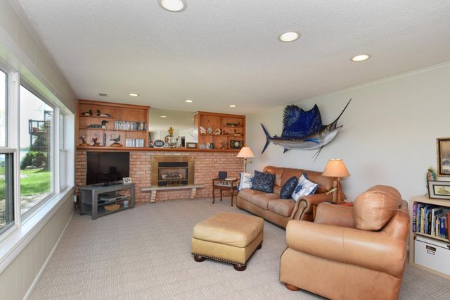10756 Zieglers Drive N, Brooklyn Park, MN 55443