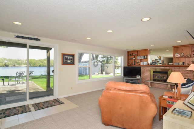 10756 Zieglers Drive N, Brooklyn Park, MN 55443