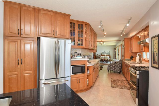 10756 Zieglers Drive N, Brooklyn Park, MN 55443