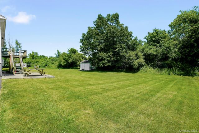 33 Dunn Lane, Poughquag, NY 12570