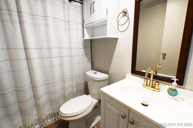 211 Wildwood, Gore, OK 74435