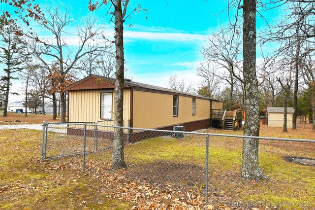 211 Wildwood, Gore, OK 74435