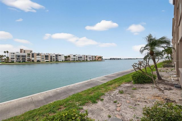 7540 BAY ISLAND DRIVE S 160, South Pasadena, FL 33707