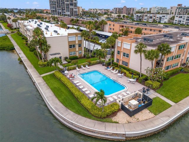 7540 BAY ISLAND DRIVE S 160, South Pasadena, FL 33707